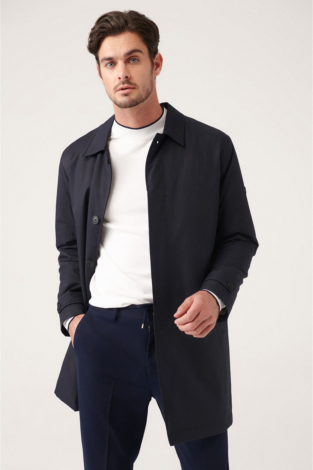 Lacivert Içi Klasik Yaka Elyaflı Kapitoneli Gizli Düğmeli Su Itici Standart Fit Trençkot